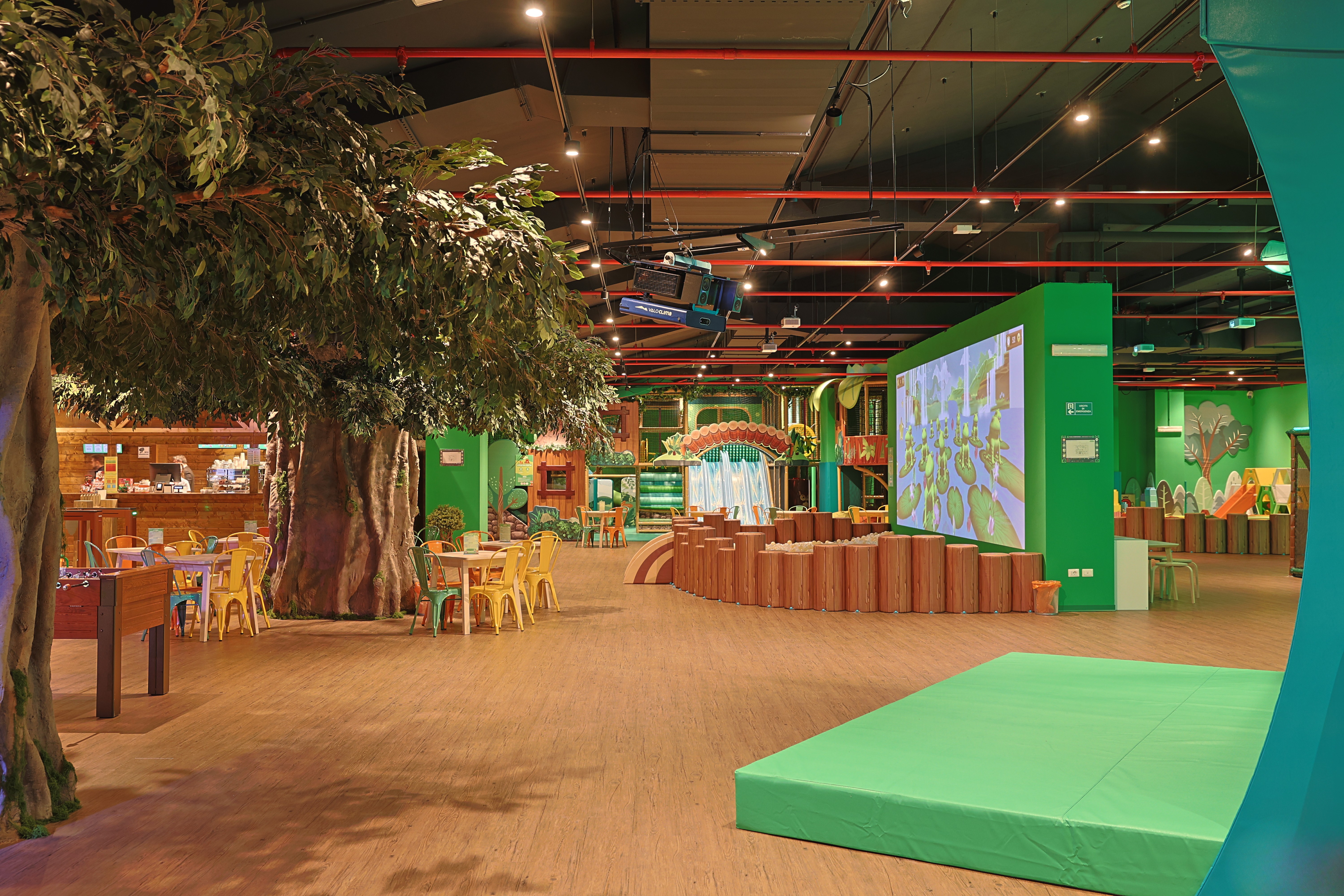 Green Forest — Roma